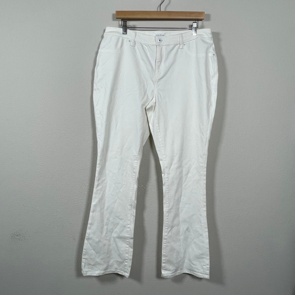 Lila Ryan Bootcut Jeans 14W White NWT Stretch Mid Rise Stitch Fix Minimalist
